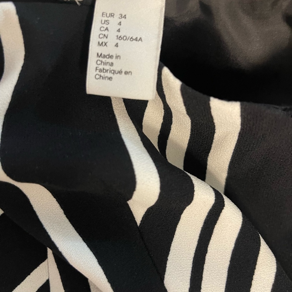 H&M Jumpsuit - Picture 2 of 5